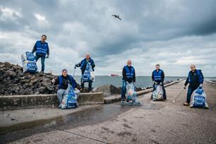 Coronaproof vuil opruimen op de Noordpier 